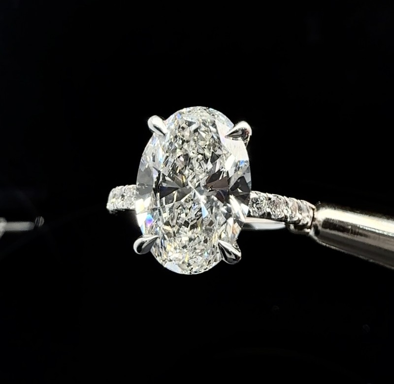 Platinum Oval Diamond Engagement Ring