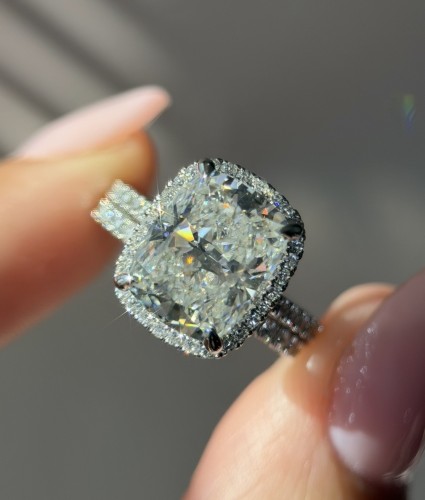 White Gold Cushion Cut Halo Diamond Wedding Rings Set