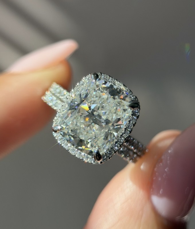 White Gold Cushion Cut Halo Diamond Wedding Rings Set