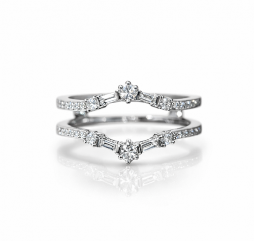 Phoebe 0.35 Ct Round Diamond Ring Guard