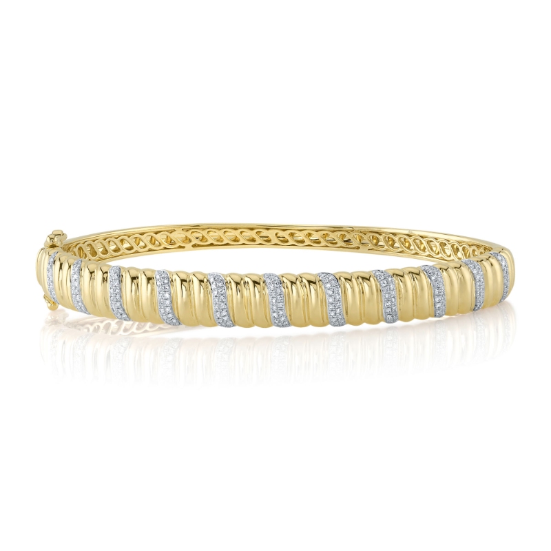 0.46Ct 14K Yellow Gold Diamond Ribbed Bangle