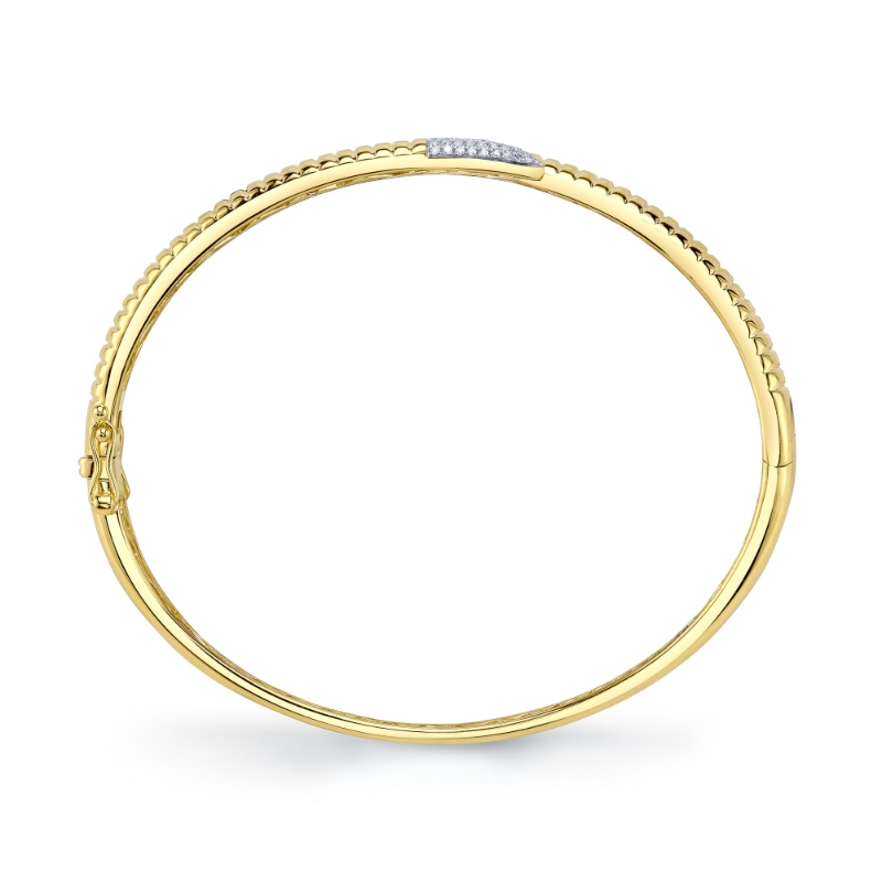 0.24Ct 14K Yellow Gold Diamond Pave Ribbed Bangle
