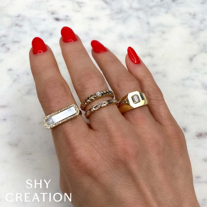 0.35Ct 14K Yellow Gold Diamond Baguette Bezel Band