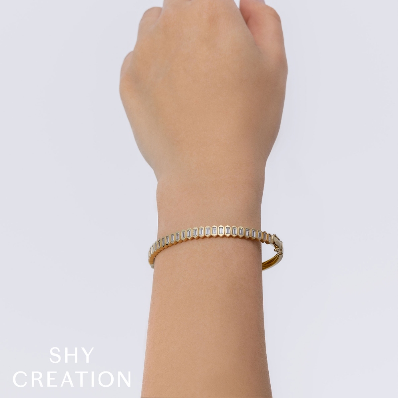 1.70Ct 14K Yellow Gold Diamond Baguette Bezel Bangle