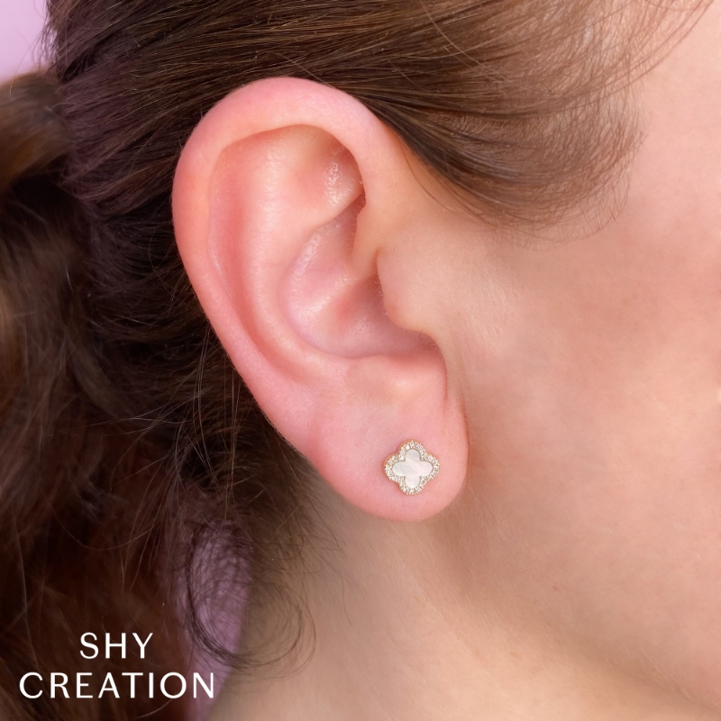 0.11Ct Diamond & 0.35Ct Mother Of Pearl 14K Yellow Gold Clover Earring
