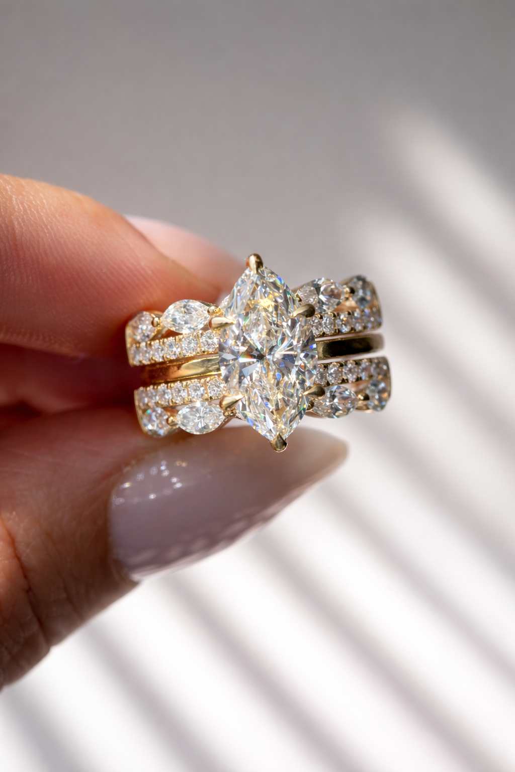 Caroline  1.40 Ct Round Diamond Ring Guard