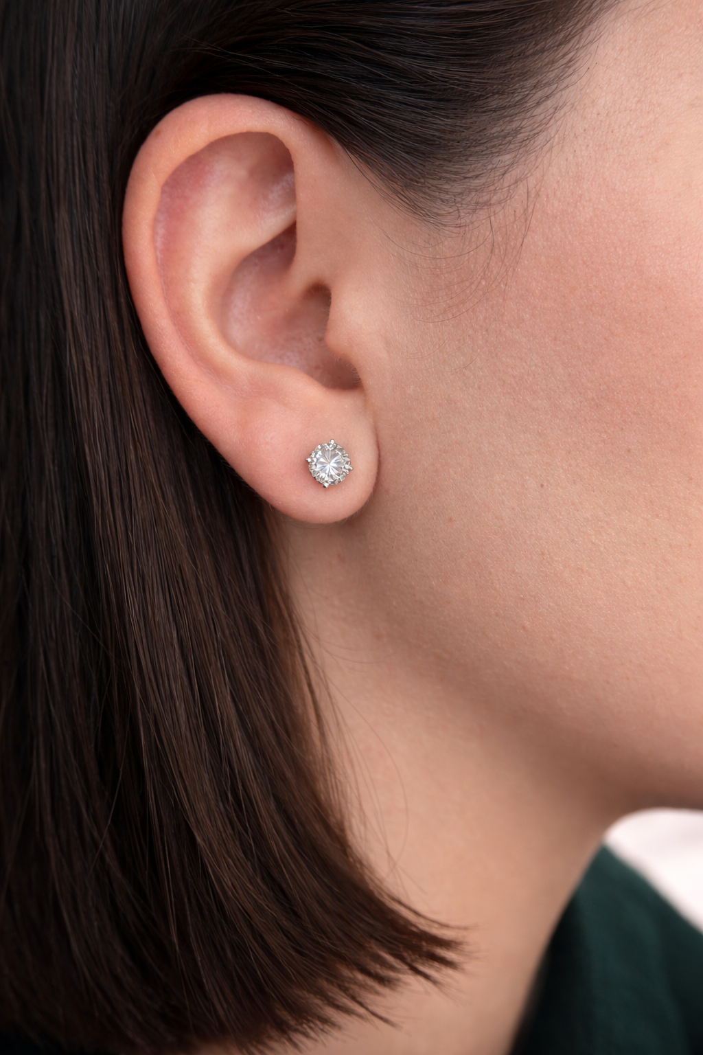 2 Carat Round Diamond Studs